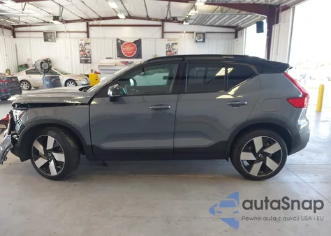 2023 Volvo Xc40 Recharge Pure Electric Twin Ultimate z USA, uszkodzony, nr VIN YV4ED3UMXP2087183